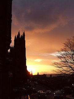 Mini Sunset over Edinburgh - wallpaper preview