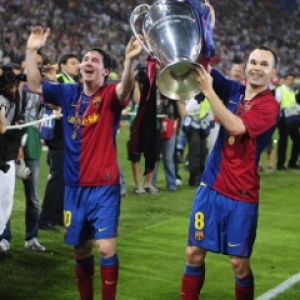 Messi i Iniesta Świętują Zwycięstwo
