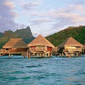 Tropikalne Bungalowy na Wodzie