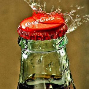 Butelka Coca-Coli z Rozpryskiem