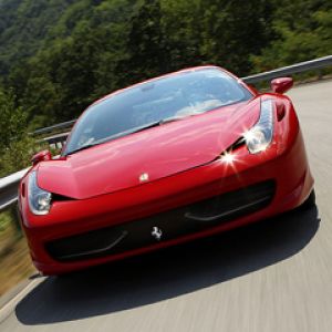 Ferrari 458 Italia na Drodze