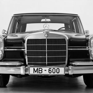 Klasyczny Mercedes-Benz 600
