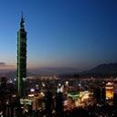 Skyline Taipei 101 o Zmierzchu