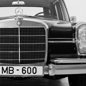 Klasyczny Mercedes-Benz MB 600
