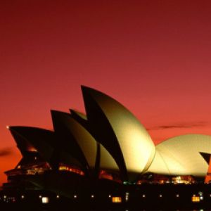 Zachód słońca nad Sydney Opera House