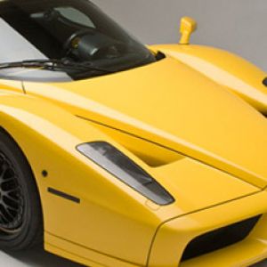Żółte Ferrari Enzo