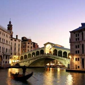 Most Rialto o Zachodzie Słońca