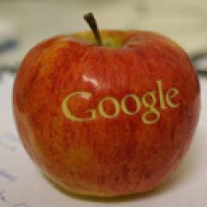 Logo Google na jabłku