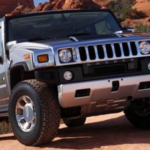 Hummer SUV na przygodzie Off-Road