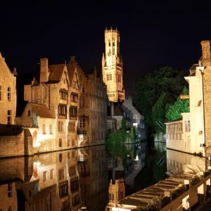 Noczne Odbicie Brugii