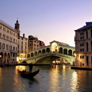 Most Rialto o Zachodzie Słońca