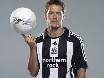 Gwiazda Piłki Nożnej Michael Owen - wallpaper preview