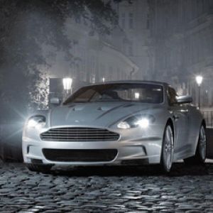 Aston Martin DB9 Nocna Jazda