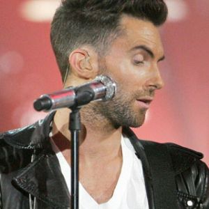 Adam Levine na Żywo