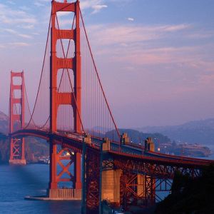 Most Golden Gate o Zachodzie Słońca