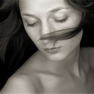 Elegancki Portret w Czarno-Białym