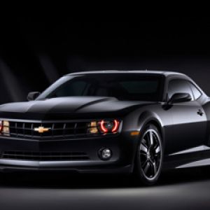 Czarny Chevrolet Camaro