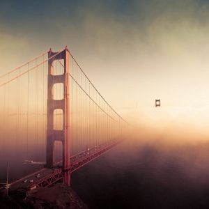 Most Golden Gate w mgle