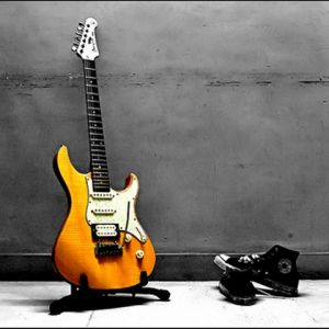 Gitara Elektryczna i Sneakersy