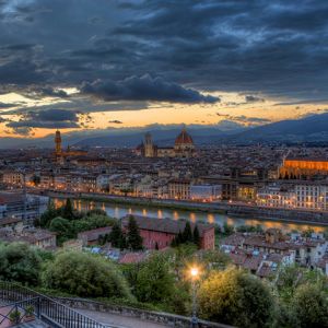 Florencja przy Zachodzie Słońca