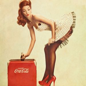 Vintage Dziewczyna Coca-Cola
