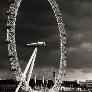 Czarno-białe Oko Londynu