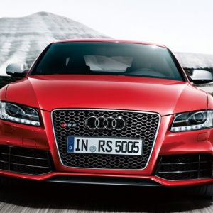 Czerwony Samochód Sportowy Audi RS5