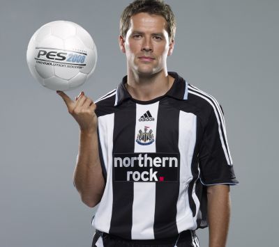 Gwiazda Piłki Nożnej Michael Owen - wallpaper preview
