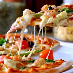 Pyszna Pizza Serowa