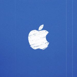 Logo Apple na Niebieskim Tle